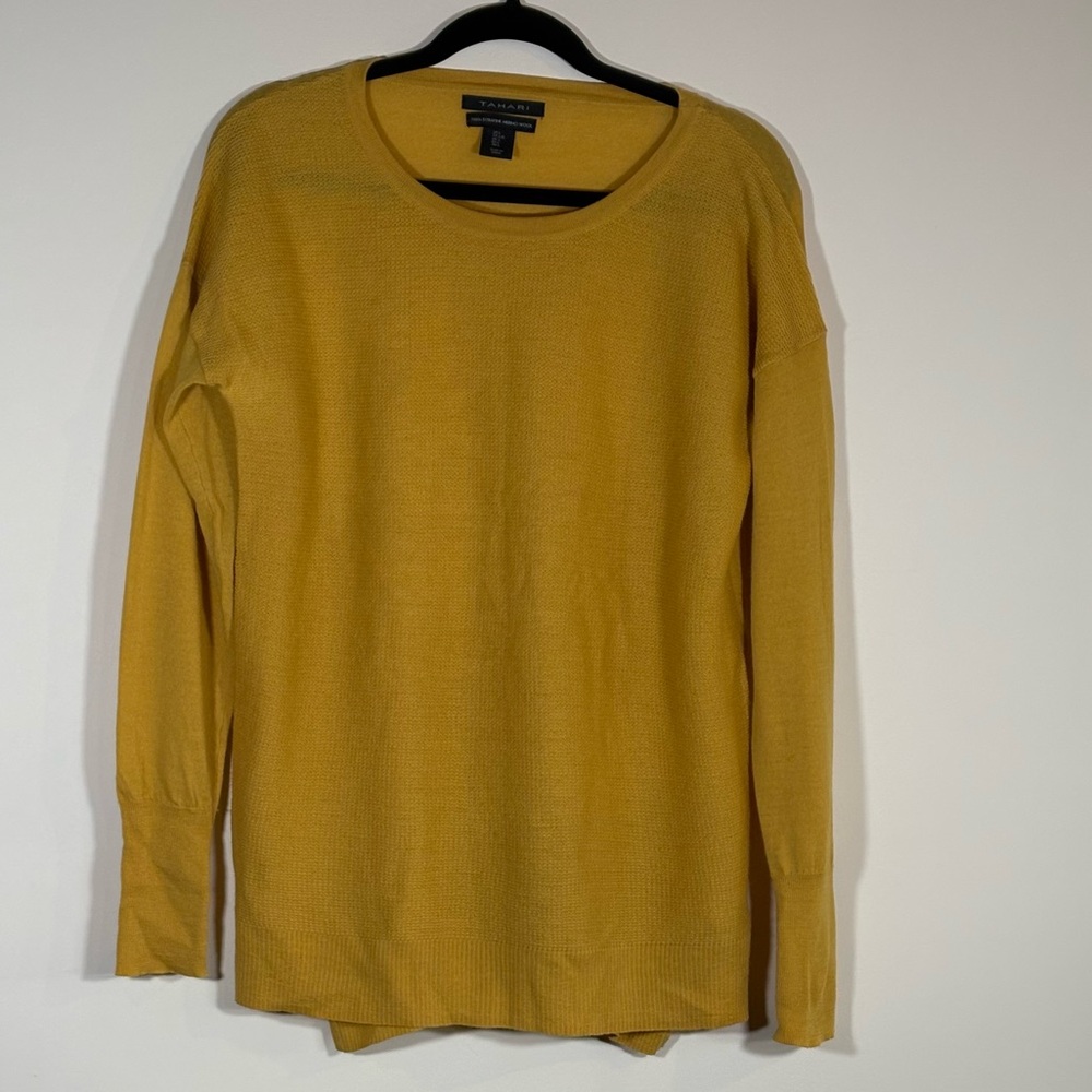 Tahari 100% Extrafine Merino Wool Tunic Sweater — Mustard Yellow Womens Large